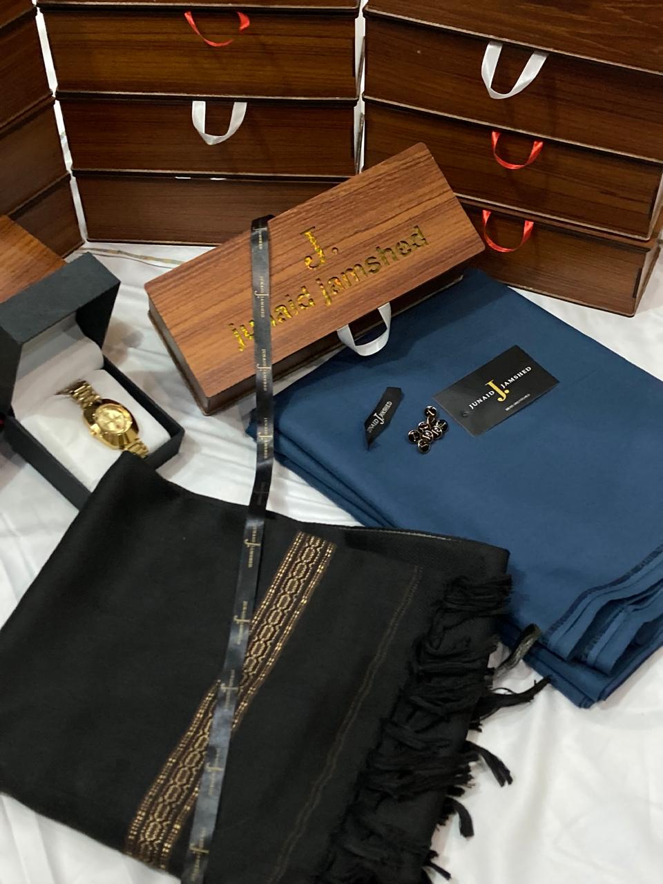 SPECIAL J. DEAL BOX (J. WOOHL SHAWL+J. SUIT+RADO WATCH)