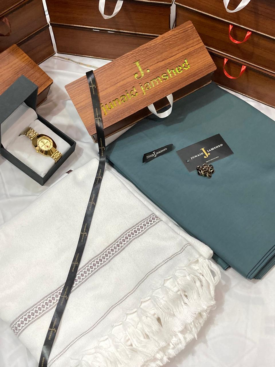 SPECIAL J. DEAL BOX (J. WOOHL SHAWL+J. SUIT+RADO WATCH)